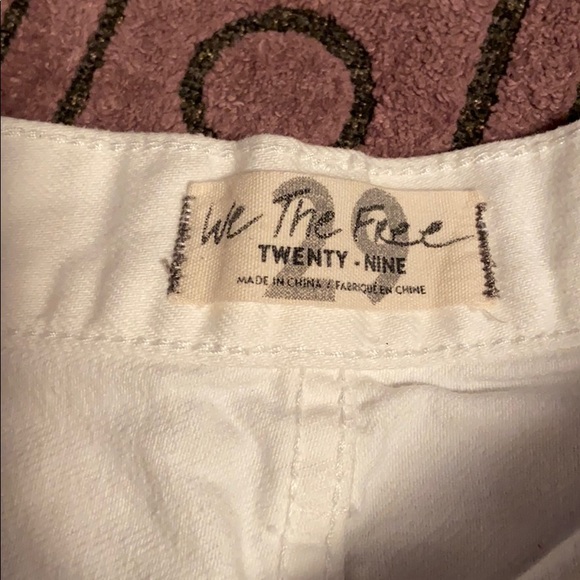 Barely worn free people white jean shorts - Picture 2 of 6
